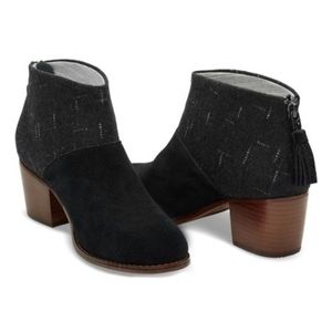 Toms Leila Ankle Boots Booties Black Suede Dotted Wool Size 9